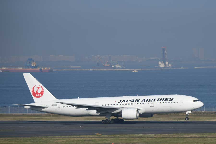 JAL、ボーイング777型機一部運航停止で機材変更　ファースト・クラスJで座席不足も