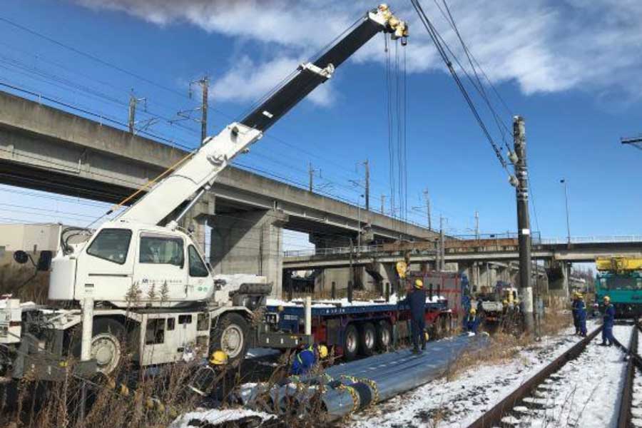 鉄道・運輸機構、東北新幹線の復旧支援　北陸新幹線延伸工事用の電化柱を提供