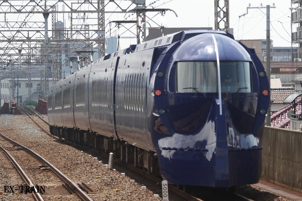 ラピート／南海電気鉄道