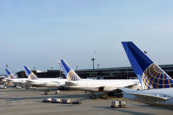 ユナイテッド航空、東京/成田〜グアム線で特別運賃　往復3.4万円台から