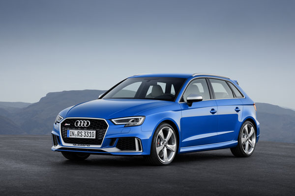 アウディ、Audi RS 3 Sportbackをジュネーブ国際モーターショーで公開