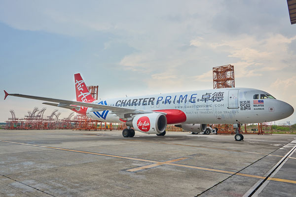 エアアジア、チャータープライム社の特別塗装機を就航