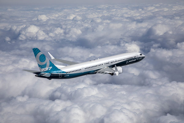 ボーイング、パリエアショーで737 MAX 9の展示飛行と787-10型機の地上展示