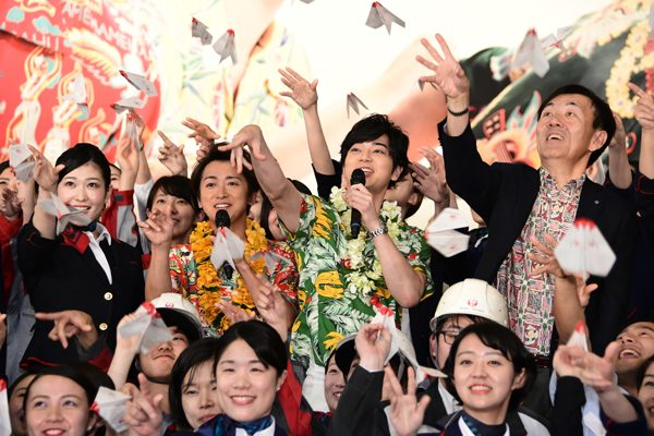「ARASHI HAWAII JET」お披露目　大野智さん、出来栄えに”100点！”
