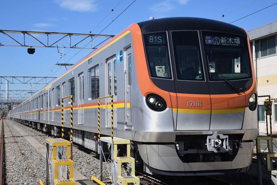 東京メトロ、新型車両17000系公開　2021年2月から有楽町線・副都心線に導入
