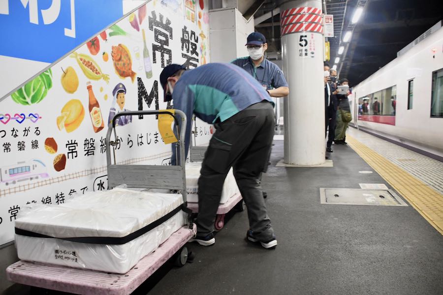 旅客収入減を救うJR東日本版「鮮魚列車」　普通列車でも展開目指す