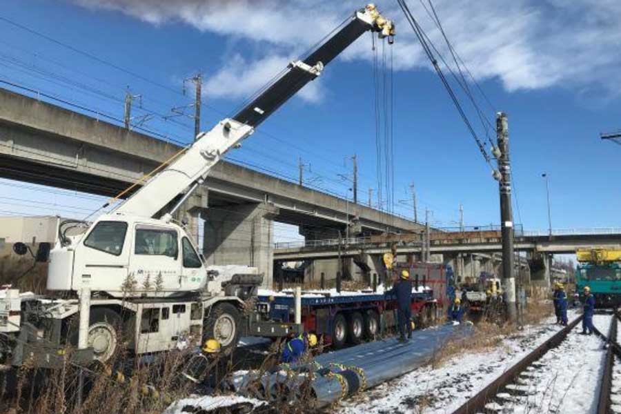 鉄道・運輸機構、東北新幹線の復旧支援　北陸新幹線延伸工事用の電化柱を提供